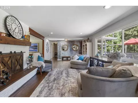 Living - 371 Standley Rd, Glide, OR 97443 photo 1 of 4