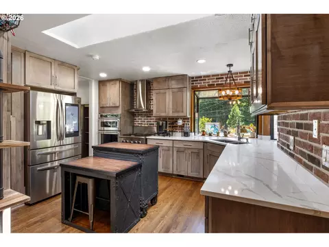Kitchen - 371 Standley Rd, Glide, OR 97443 photo 4 of 4