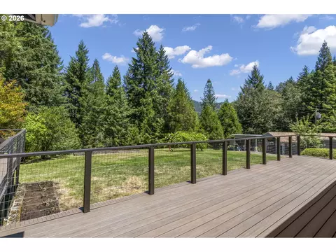 Exterior - 371 Standley Rd, Glide, OR 97443 photo 4 of 18