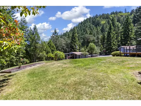 Exterior - 371 Standley Rd, Glide, OR 97443 photo 13 of 18