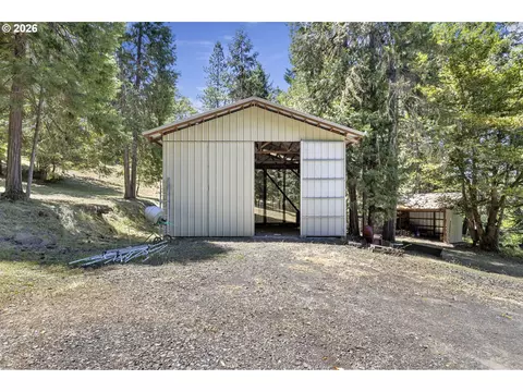 Exterior - 371 Standley Rd, Glide, OR 97443 photo 18 of 18