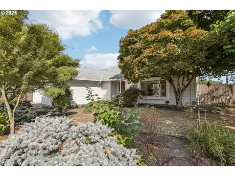 7397 SE Langwood St, Hillsboro, OR 97123
