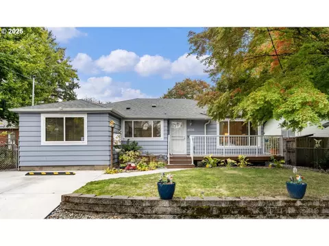 4636 SE Ivon St, Portland, OR 97206