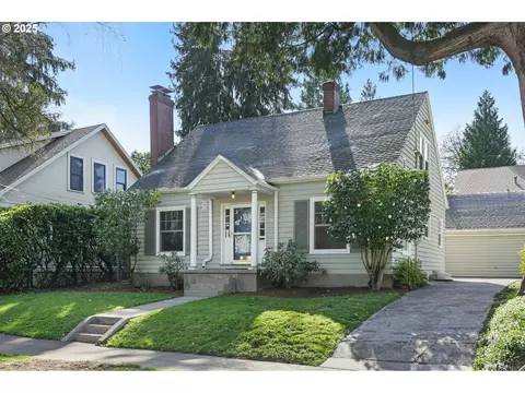 5815 SE 15th Ave, Portland, OR 97202