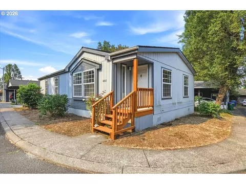 14363 SE Christopher Ct #4, Milwaukie, OR 97267