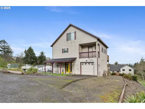 35250 Riverview Dr, Pacific City, OR 97135