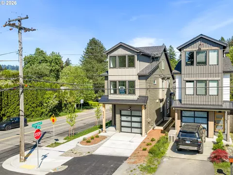 8206 SW 46th Ave, Portland, OR 97219