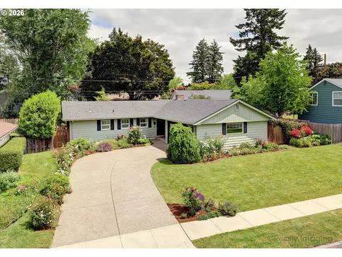 5320 SW Cherry Ave, Beaverton, OR 97005