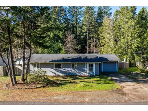 2937 Munsel Lake Rd, Florence, OR 97439