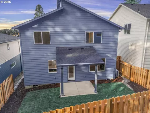 284 NW Mawrcrest Ave, Gresham, OR 97030 photo 34