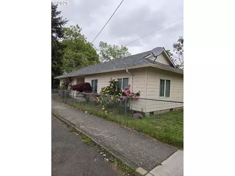 17329 SE Alder St, Portland, OR 97233