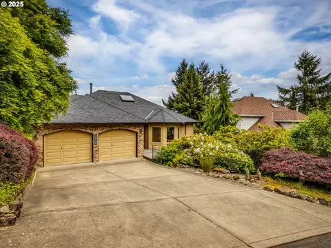 19782 Wildwood Dr, West Linn, OR 97068