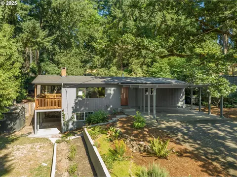 17125 Fernwood Dr, Lake Oswego, OR 97034