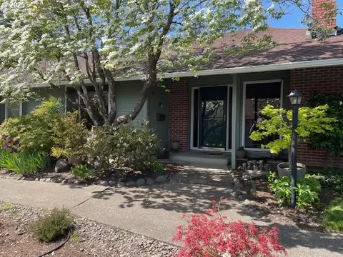 5206 SW Barclay Ct, Beaverton, OR 97005