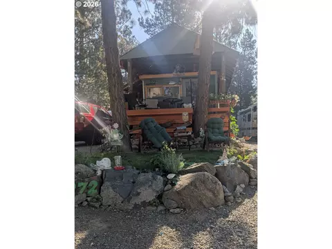 272 SE Bonanza St, Sumpter, OR 97877