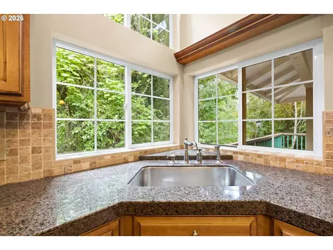 Kitchen - 231 NE Scott Dr, Gresham, OR 97030 photo 6 of 7