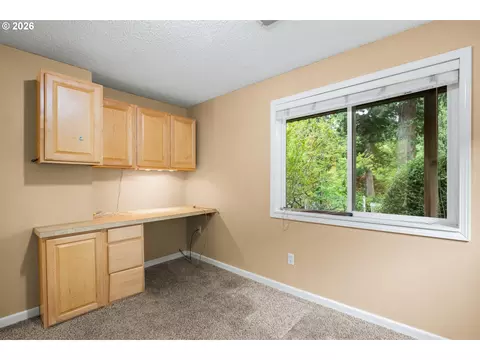 Other - 231 NE Scott Dr, Gresham, OR 97030 photo 9 of 11