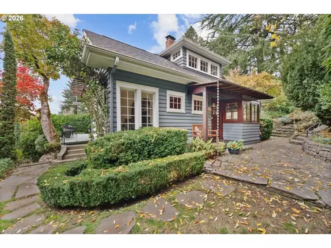2783 NE Wiberg Ln, Portland, OR 97213