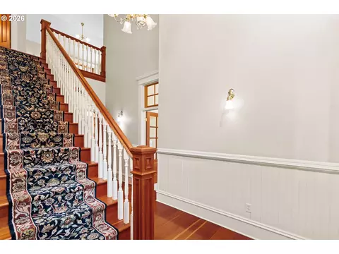 Entry Way - 3535 Agate St, Eugene, OR 97405 photo 4 of 4