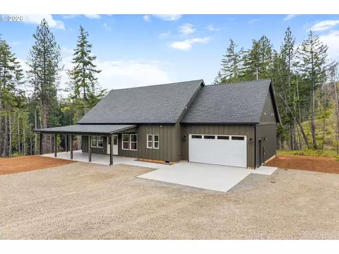 16 Snag Rd, Lyle, WA 98635