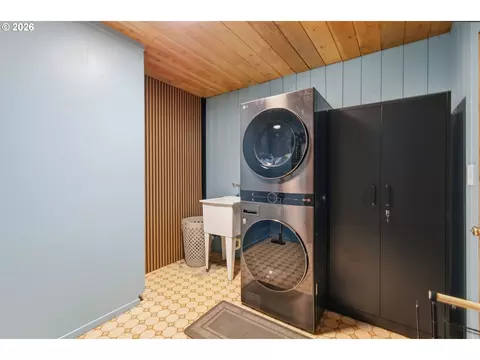Other - 3835 Blanton Rd, Eugene, OR 97405 photo 3 of 5