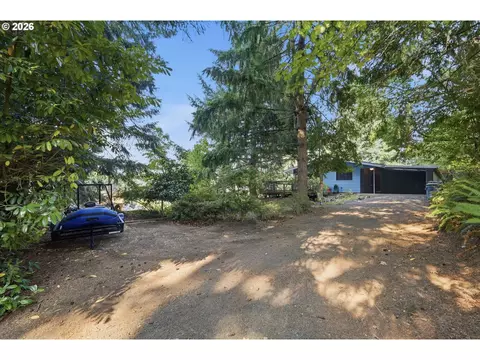 Exterior - 3835 Blanton Rd, Eugene, OR 97405 photo 2 of 15