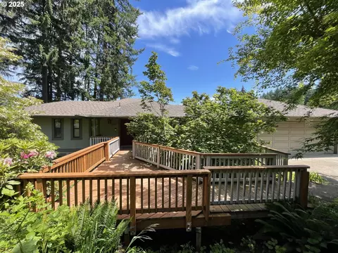 2355 Panorama Dr, Eugene, OR 97405