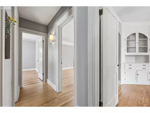 1694 Washington St, Eugene, OR 97401 photo 28