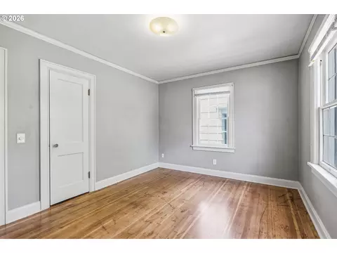 1694 Washington St, Eugene, OR 97401 photo 27