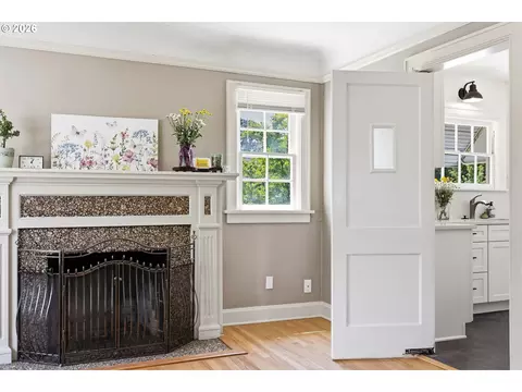 1694 Washington St, Eugene, OR 97401 photo 10