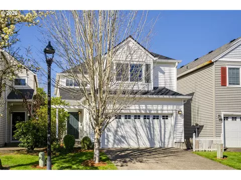 42017 NW Elmhurst Ct, Banks, OR 97106