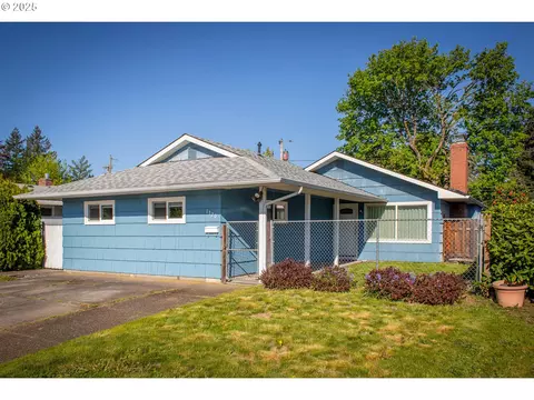 1320 SE 158th Ave, Portland, OR 97233