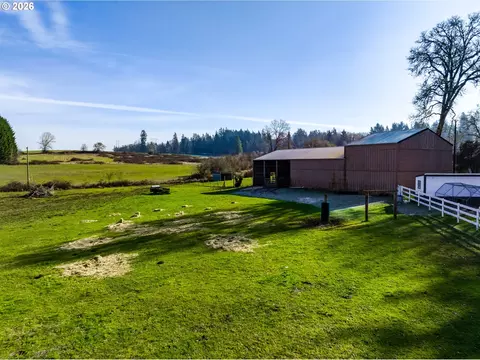 Exterior - 26718 Cantrell Rd, Eugene, OR 97402 photo 1 of 9