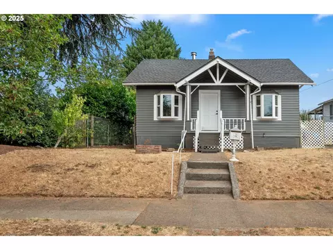 5717 N Syracuse St, Portland, OR 97203