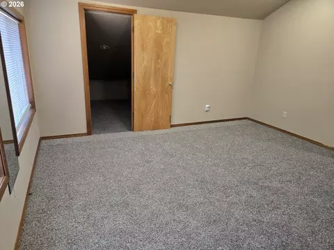 Bedroom - 8377 SE Regner Rd, Gresham, OR 97080 photo 3 of 5