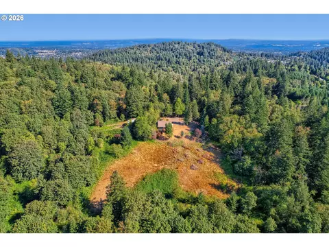View/Area - 8377 SE Regner Rd, Gresham, OR 97080 photo 1 of 2