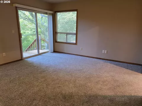 Living - 8377 SE Regner Rd, Gresham, OR 97080 photo 4 of 7