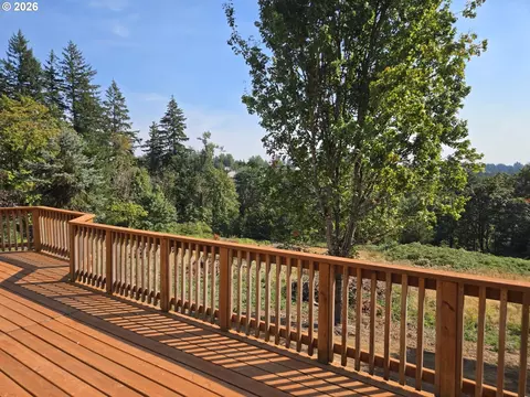 Exterior - 8377 SE Regner Rd, Gresham, OR 97080 photo 2 of 3