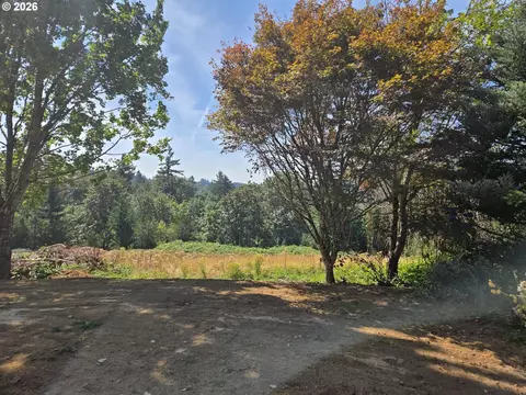 Exterior - 8377 SE Regner Rd, Gresham, OR 97080 photo 3 of 3