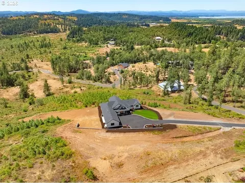 View/Area - 28356 Siesta Ln, Eugene, OR 97402 photo 3 of 3