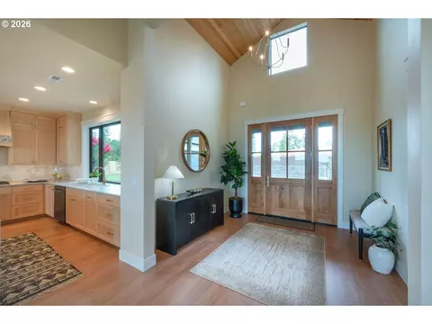 Entry Way - 28356 Siesta Ln, Eugene, OR 97402 photo 1 of 3