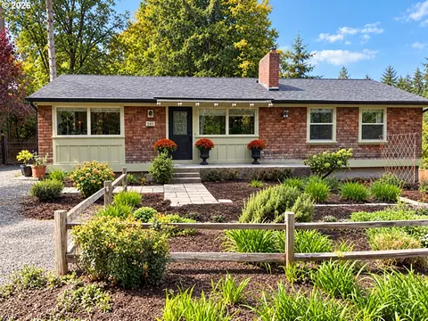 845 Palisades Terrace Dr, Lake Oswego, OR 97034
