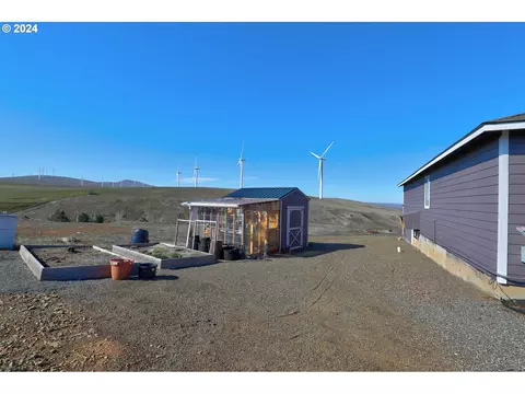 700 Dooley Rd, Centerville, WA 98613 photo 3