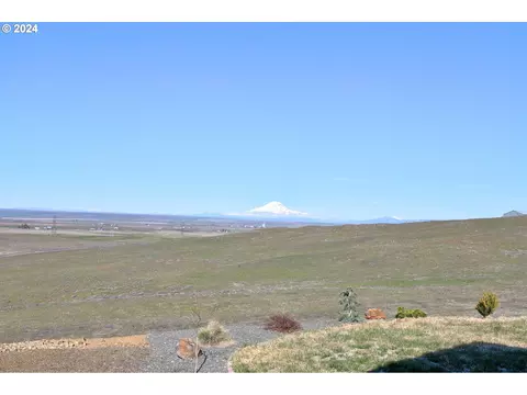 700 Dooley Rd, Centerville, WA 98613 photo 2