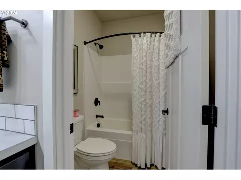 700 Dooley Rd, Centerville, WA 98613 photo 13