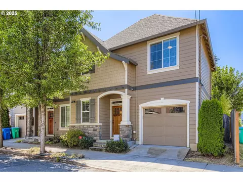 9116 N Hudson St, Portland, OR 97203