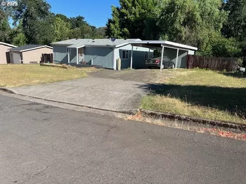 424 NE Kirby Ave, Roseburg, OR 97470