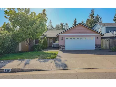 895 Kristen Way, Cottage Grove, OR 97424