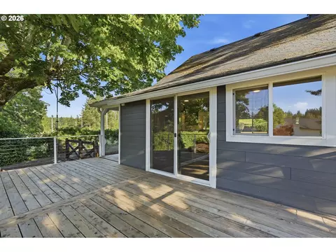 Exterior - 35675 SE Colorado Rd, Sandy, OR 97055 photo 9 of 11