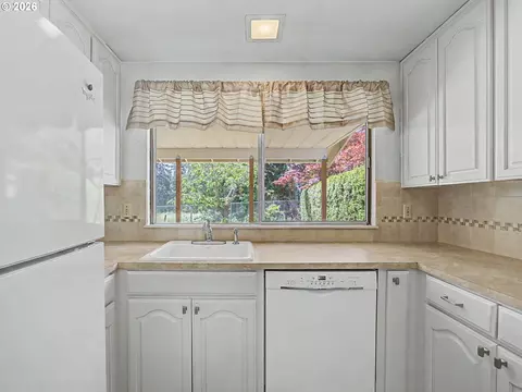 3550 SW 2nd St, Gresham, OR 97030 photo 16